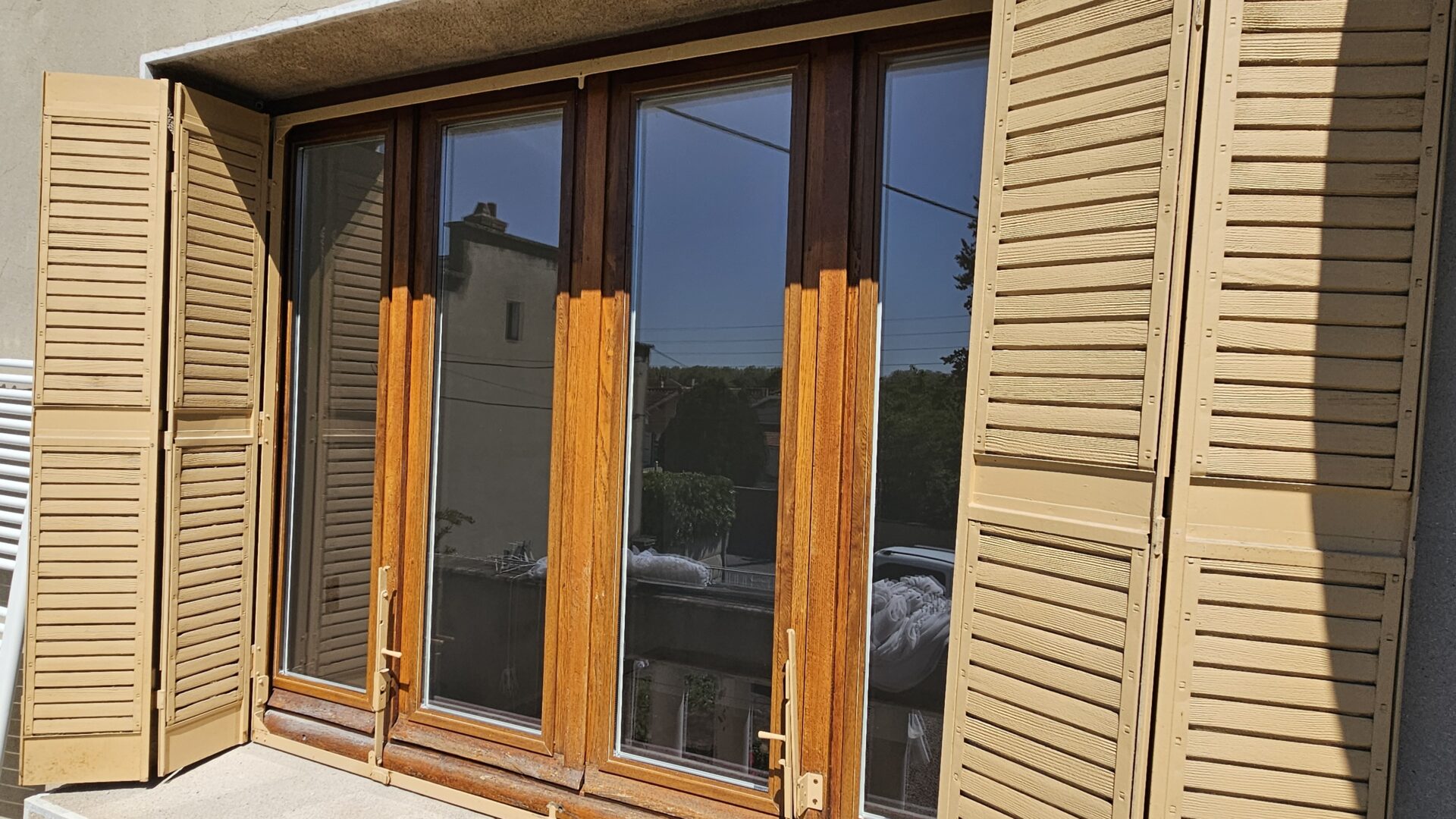 vitrage thermique fenetre en bois Fenêtre en bois avec vitrages rénovés
